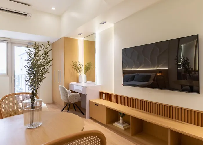 Luxury 1 Bedroom View In Park Mckinley West Fast Wi-fi Washer Dryer * Manila