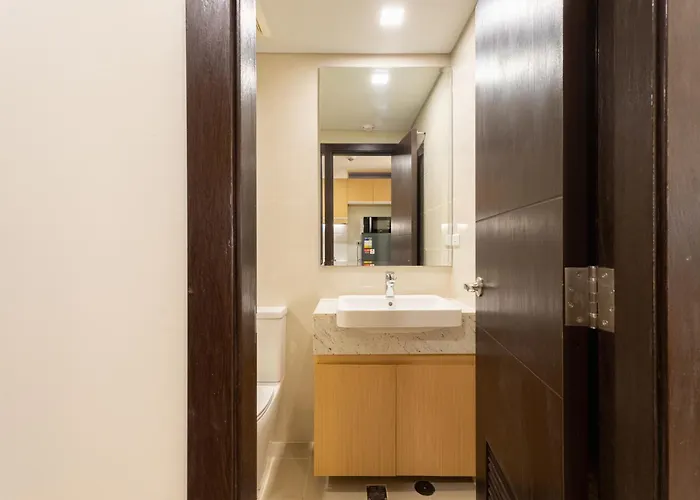 Luxury 1 Bedroom View In Park Mckinley West Fast Wi-fi Washer Dryer Aparthotel Manila